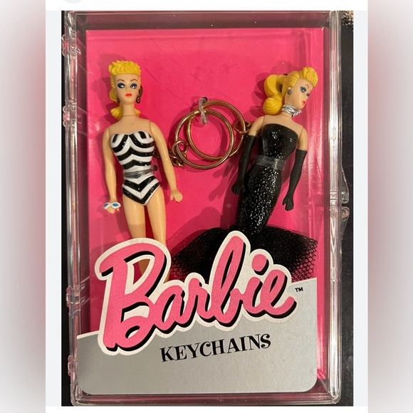 Vintage Barbie Key Ring Set. - Picture 1 of 2